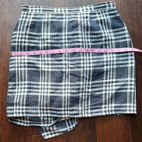 Zara Woman Distressed Finish Cascading Ruffle Checkered Plaid Skirt SZ M NWOT - Picture 5 of 7